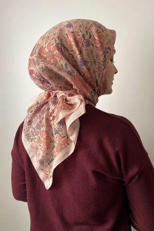 Etnik Çiçek Desenli Yavruağızı Soft Eşarp