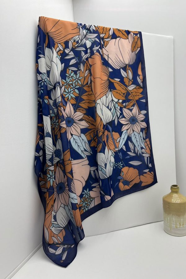 Çiçek Desen Lacivert Soft Eşarp