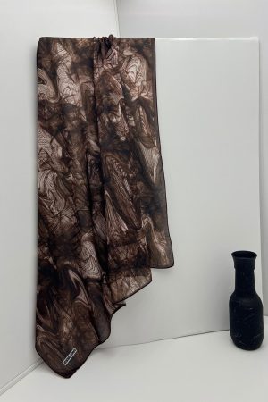 Batik Desenli Kahverengi Soft Eşarp